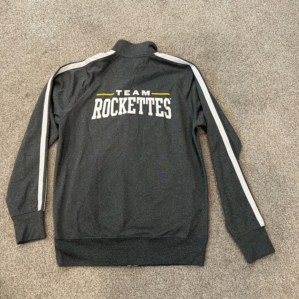 Women sweatshirt.